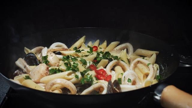 Power up 3_ Unit 2_ page 24_05 Cross-curricular_ Food, glorious food смотреть онлайн