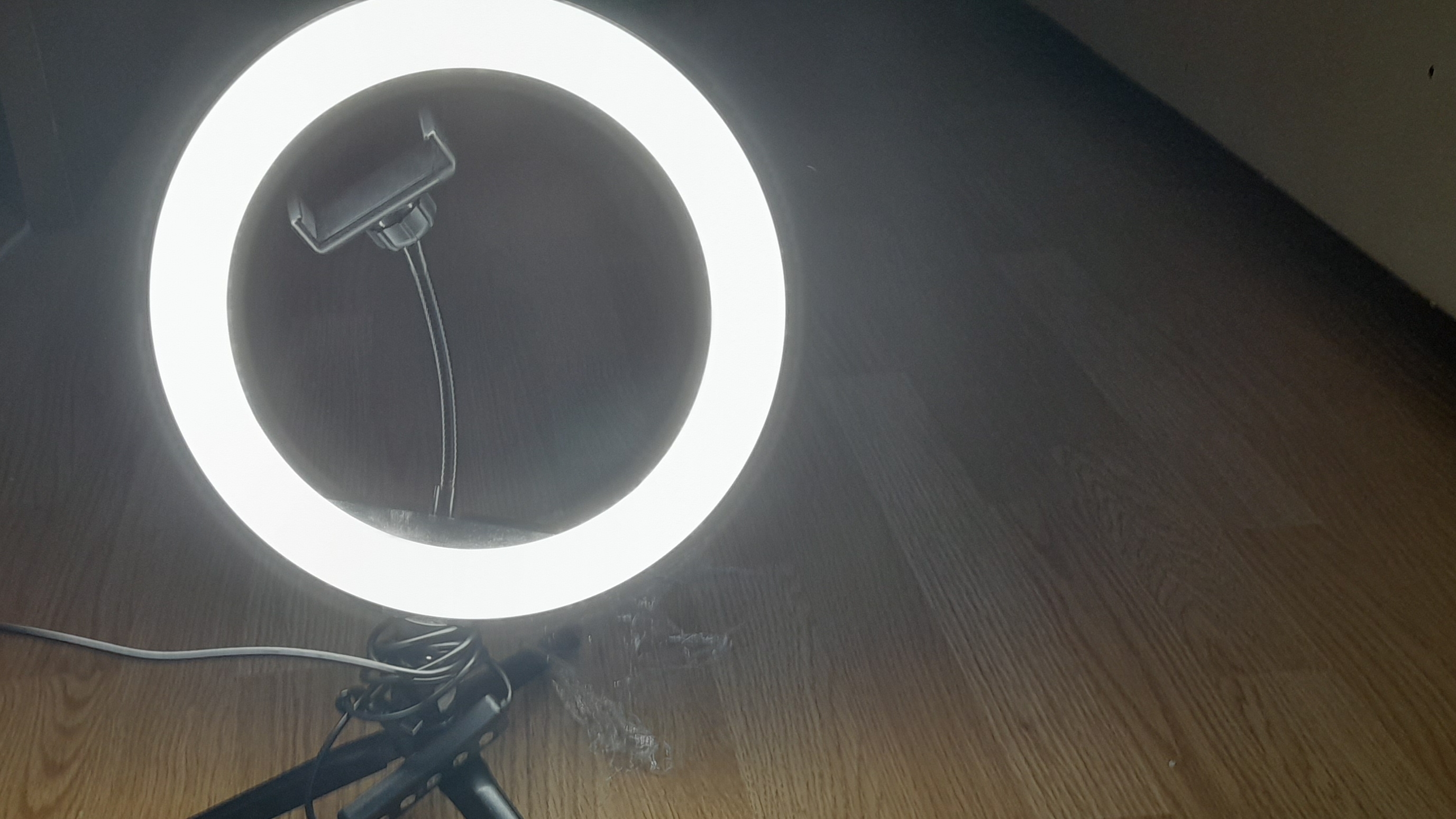 распаковка лампы смотреть онлайн