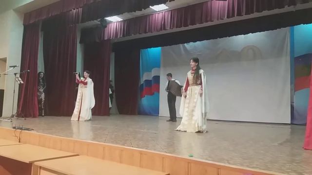 Азаматовы Фатима и Фарида-Карачай смотреть онлайн