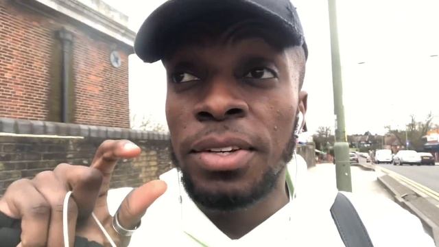London Hacks - Living on £1 a Day | #5 смотреть онлайн