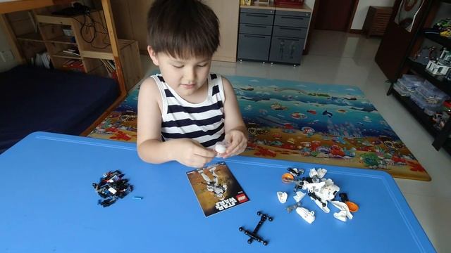 Lego 75108 Clone Commander Cody смотреть онлайн