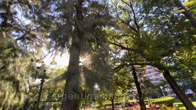 Парки района Бельграно Р / Parques De Belgrano R