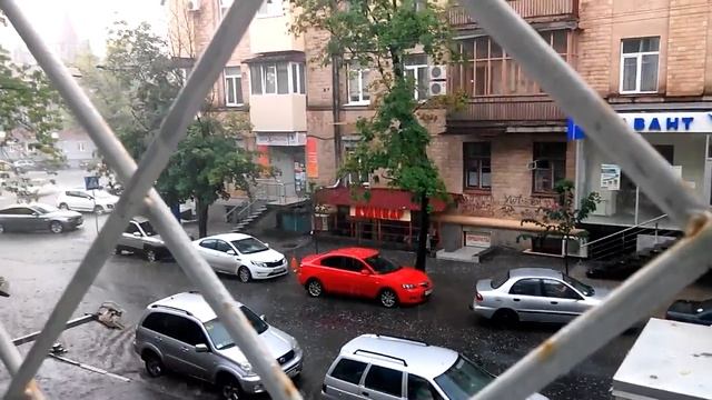 Град в Харькове. 26.05.2014 смотреть онлайн