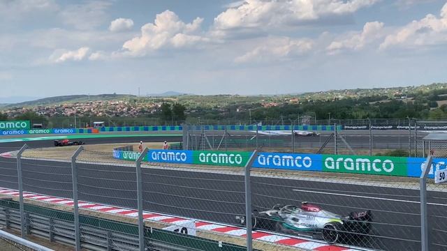 Formula-1 Hungarian Grand Prix 2022 - Russell's lock-up in FP1 смотреть онлайн