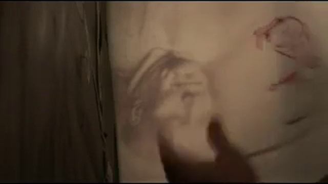 Eyck's drawing of Cardinal Albergati reproduced with a concave mirror смотреть онлайн