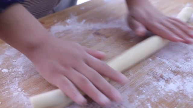 自从学会用这方法做面包，我家隔一天就做一次，香甜松软，流口水【丽娟美食记】 смотреть онлайн