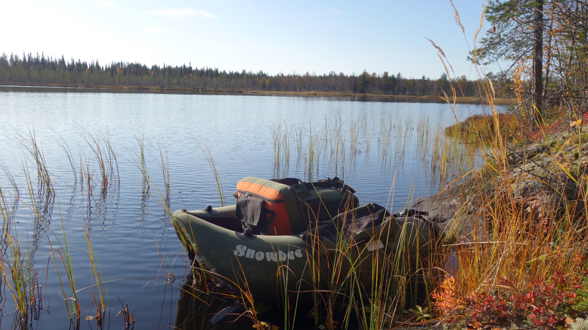 По озерам и рекам Карелии с нахлыстом и тенкара смотреть онлайн