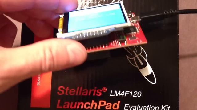 Stellaris LaunchPad and Color LCD Booster Pack смотреть онлайн