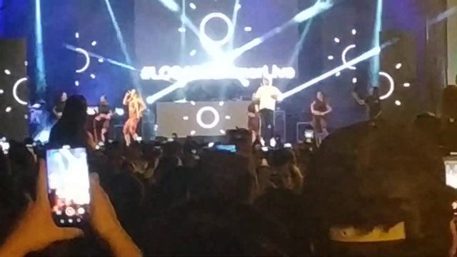 Lola Bunny - Lola Indigo & Don Patricio (40 principales Zarautz) смотреть онлайн