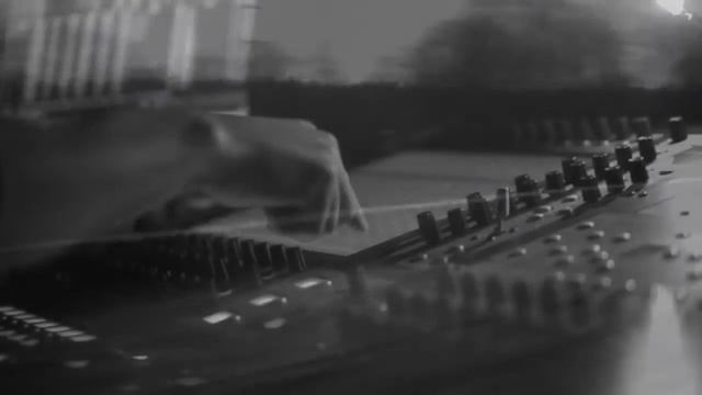 Neolit - Tregimi Ynë смотреть онлайн