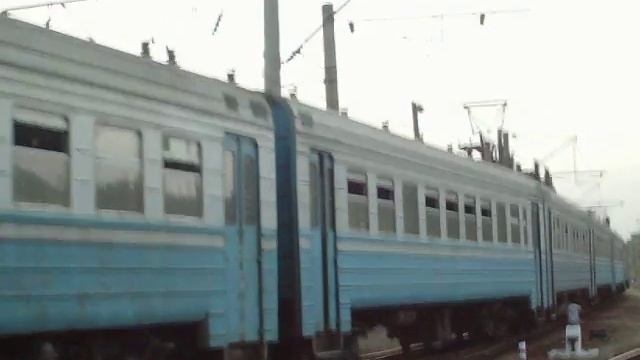 ЭР9м-515 на станции Борщаговка Техническая смотреть онлайн