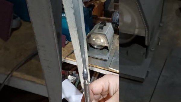 как правильно шлифовать вольфрамовый электрод 😉https://www.youtube.com/@janz4192