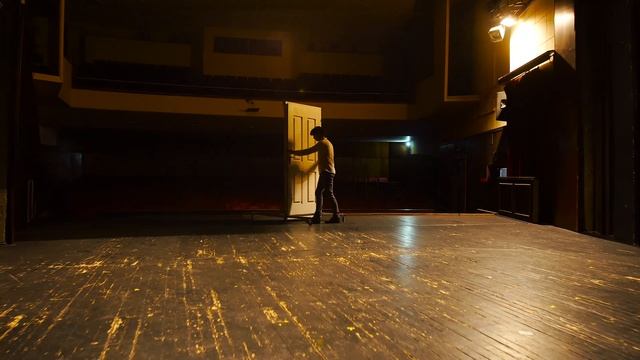 Power up 3_Unit 5_ page 56_01 Unit opener_Behind the scenes смотреть онлайн