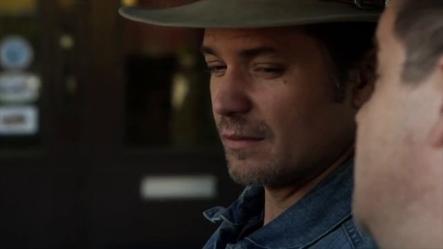 "Fugitive in the trunk" from Justified смотреть онлайн