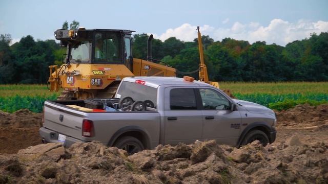 CAT NEXT GEN D5 DOZER GRADING SAND // Residential Excavating смотреть онлайн
