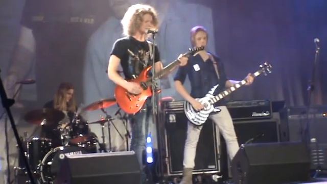 White Shade - Paradīze ( Live ) смотреть онлайн