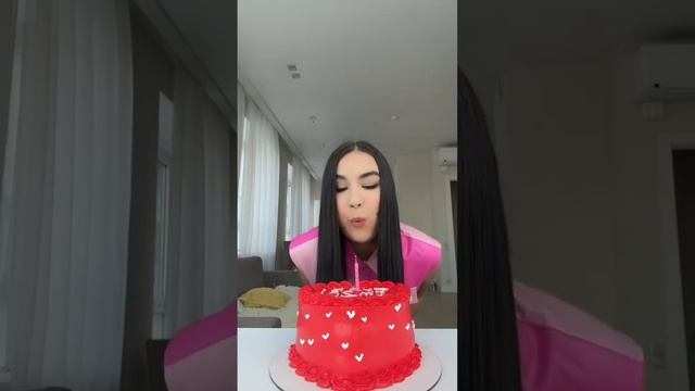 С ДНЁМ РОЖДЕНИЯ МЕНЯ! СКОЛЬКО ЛЕТ МНЕ ИСПОЛНИЛОСЬ?! смотреть онлайн