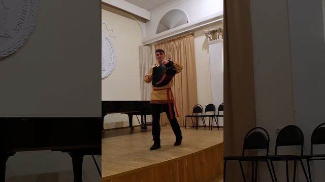 Гармонист Степан Печайко исполняет "Дроботуху" Г.Калмыкова . смотреть онлайн