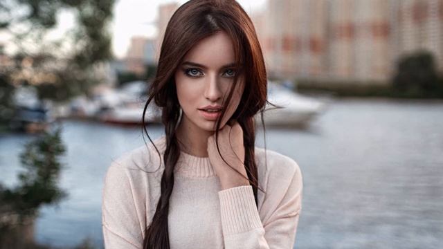 Меня пригласили на кастинг, чтобы получить престижную работу, но я не могла знать, что меня ждёт смотреть онлайн