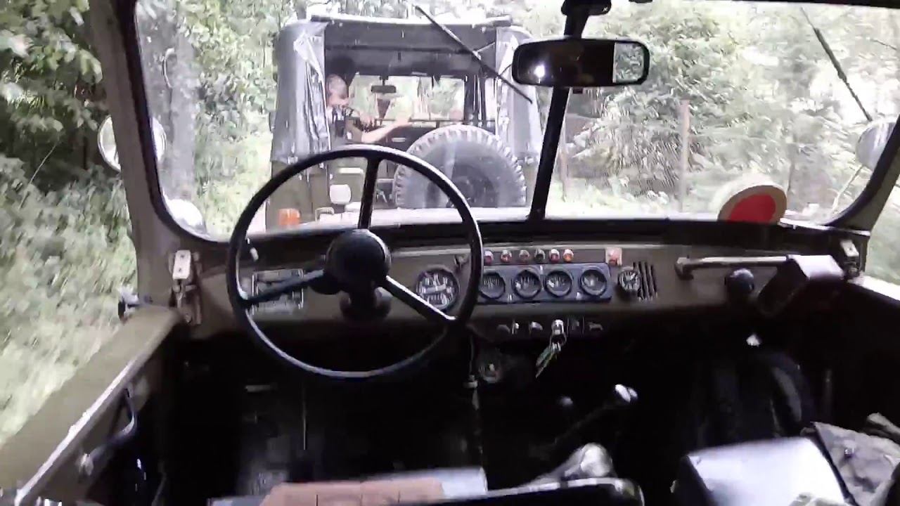 without driver.uaz 469,triangl,тащить.táhne.uaz 469.треугольник.без водительa .bez řidiče смотреть онлайн