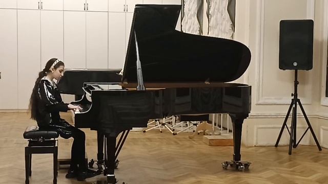 Д. Шостакович Романс. Исполняет Раджабова София. смотреть онлайн