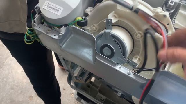 CÁCH THÁO RA VỆ SINH MÁY GIẶT NỘI PANASONIC VX 5200 ĐỊA NHẬT