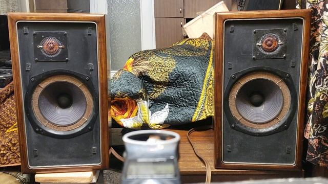 Advent Loudspeaker звук часть 1