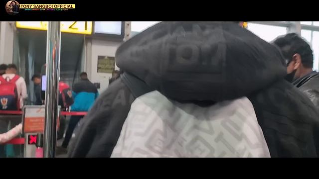 How to use flight toilet 🚽 || Imphal kolkata to chennai indigo tour 😁|| 2022 смотреть онлайн