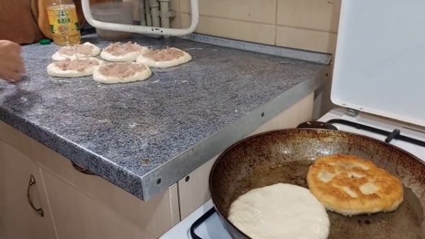 Как жарить пирожок, беляш, чтобы был не сырой? Моё утро.