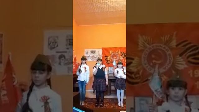 "Над Площадью Красной". Закарян Мариам, Аветисян Диана, Закарян Сусанна. смотреть онлайн