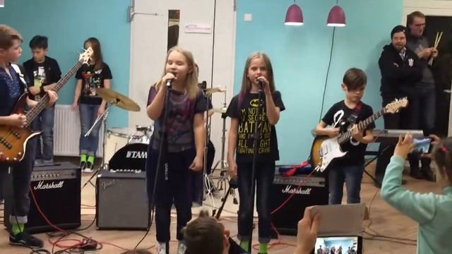 Видео из цикла Я ПОЮ Кавер песни 2 Blur 21 смотреть онлайн