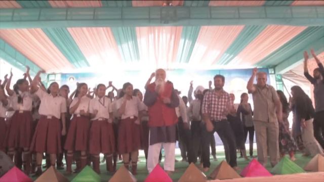 Brahmarshi Patriji dances at Youth Event "Swanubhav" | Maha Yog Dhyan Kumbh 2018, Rishikesh | PSSM смотреть онлайн
