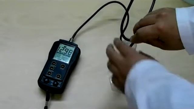Medidor de Conductividad Multirango HI 8733 Video Instructivo смотреть онлайн