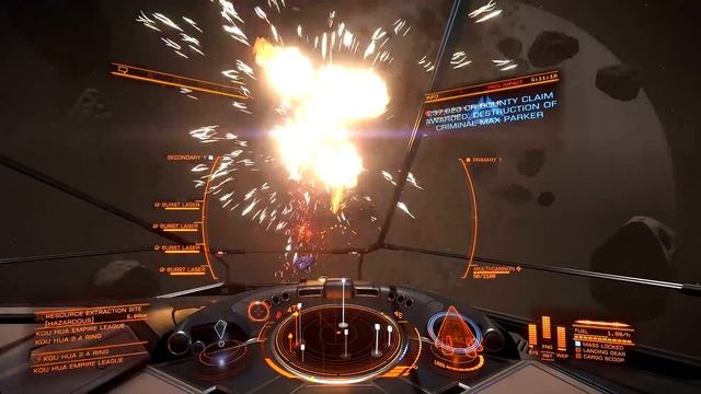 Elite Dangerous - Fer-de-Lance Build 2.1 - Bringing a FDL to a Clipper Convention смотреть онлайн