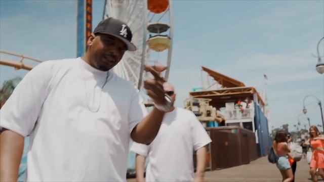 Is You Wit’ It - Omega 7 feat. Dondubb & RYZN смотреть онлайн