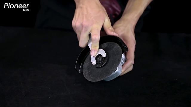 Угловая шлифовальная машина аккумуляторная (УШМ) Pioneer AG-M20V-125-01B USP смотреть онлайн