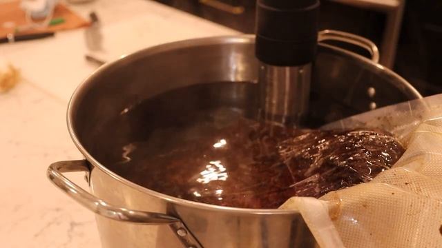 The SECRET to perfect SELECT grade BRISKET | Sous Vide Brisket Recipe смотреть онлайн