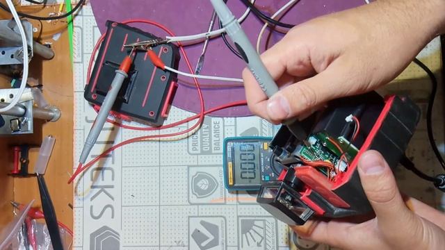 Laser level repair. Powered with higher voltage смотреть онлайн