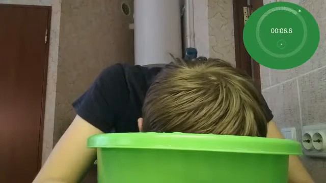 [😂] Сложной ролик из водой