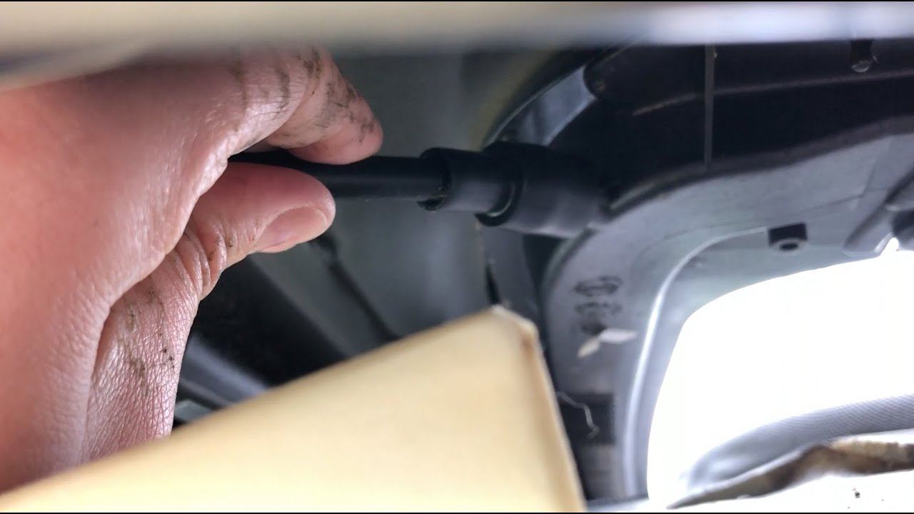 How to repair water leak in Chevy Equinox on roof and floor carpet смотреть онлайн