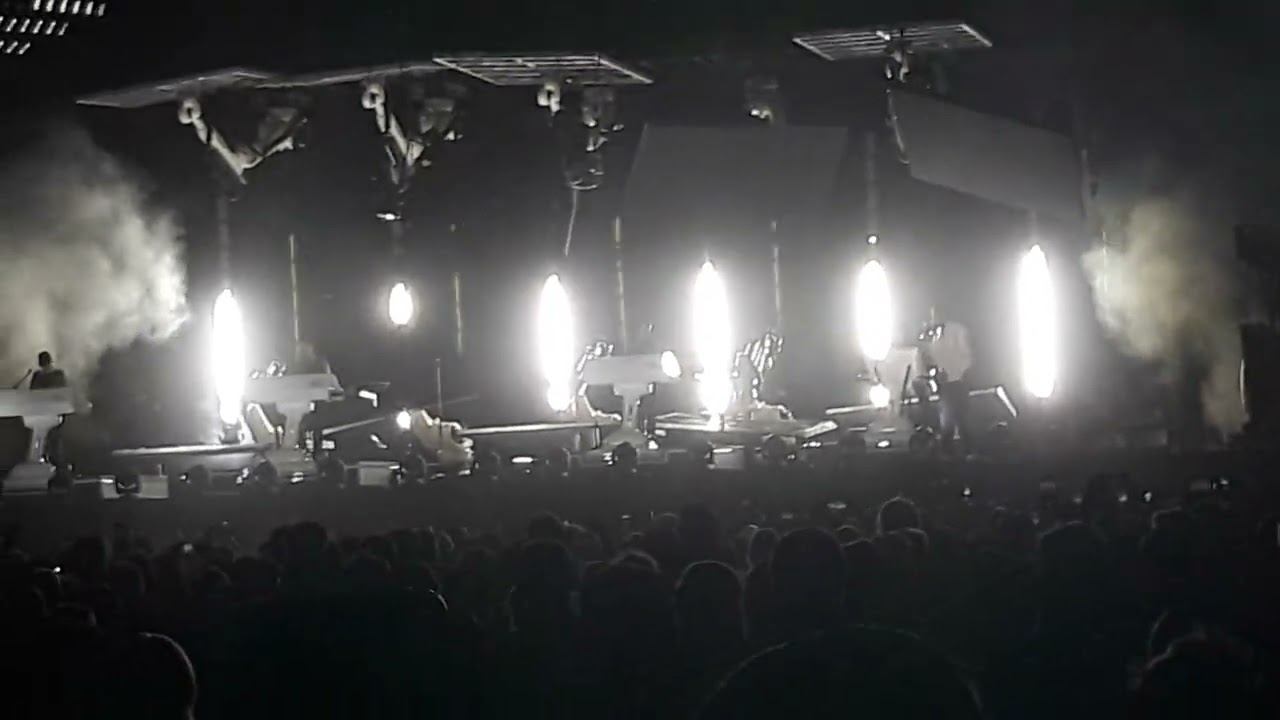 STROMAE - Milano 20 luglio 2022 смотреть онлайн