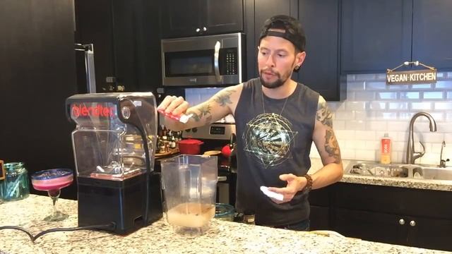 Probiotic Pineapple Pitaya Margarita Recipe! смотреть онлайн