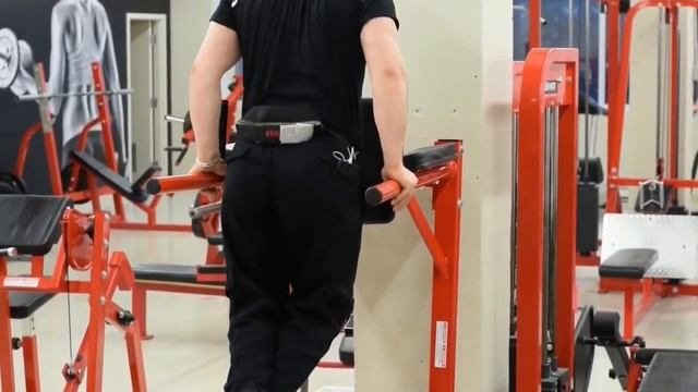 #1 Cue For Chest Size On Dips & Push-ups смотреть онлайн