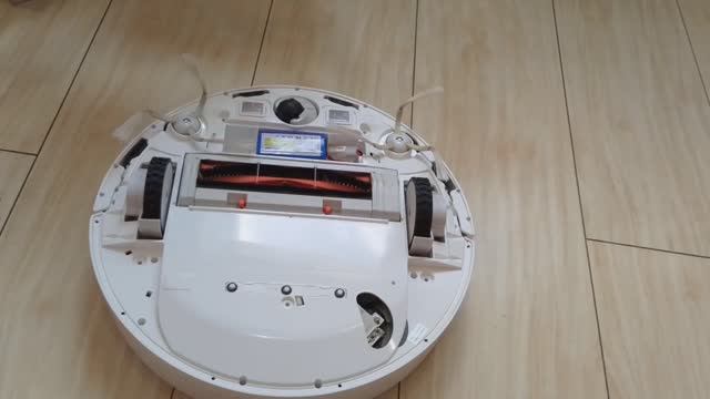 ЗАМЕНА Аккумулятора НА Роботе ПЫЛЕСОСЕ смотреть онлайн