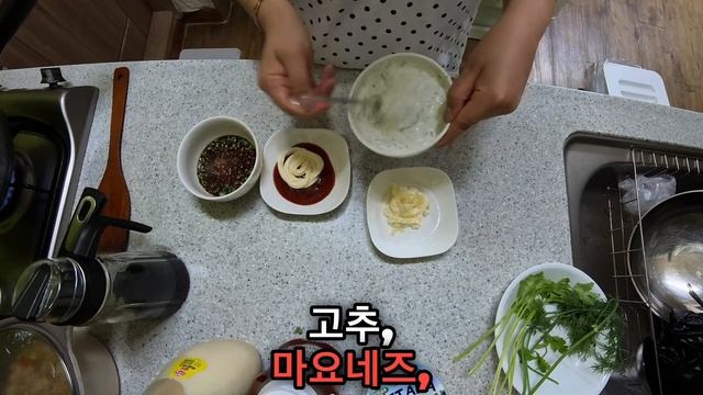만두에 어울리는 소스는 어떤 걸 선택하시겠어요? 5가지 소스를 시도해 보세요! смотреть онлайн