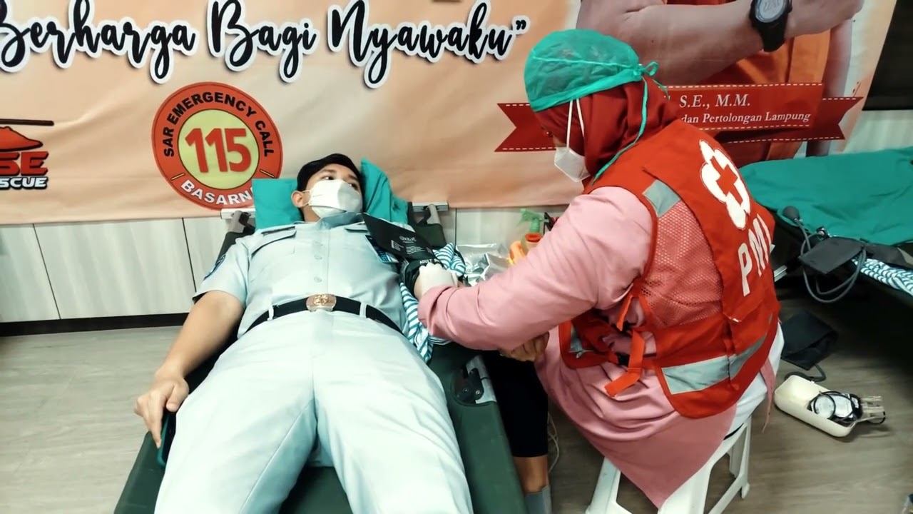 Donor darah dalam rangka HUT Basarnas 50 Tahun смотреть онлайн
