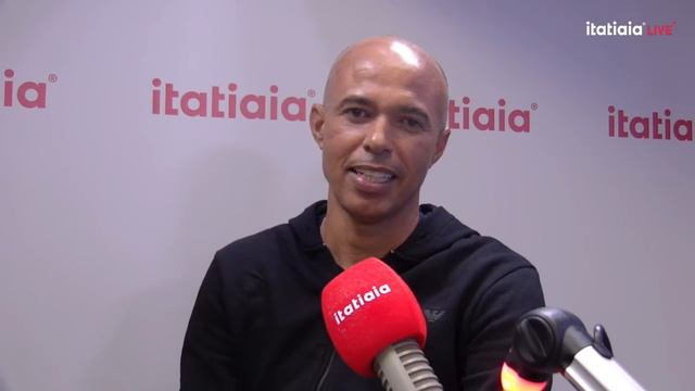 MOSQUITINHO AZUL RESPONDE: QUAL FOI O MELHOR PARCEIRO DE MEIO-CAMPO QUE RICARDINHO TEVE? смотреть онлайн