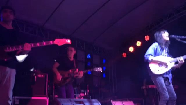 UNIQUE - Ozone (Masskara Festival) смотреть онлайн