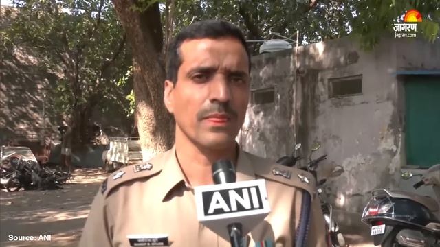 Maharashtra के Akola में 2 समुदायों में हिंसक झड़प, धारा 144 लागू | Akola Violence смотреть онлайн