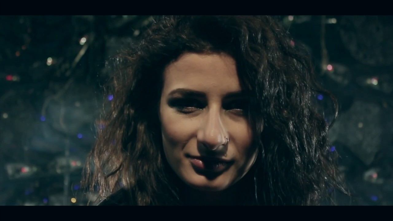 Chilli Eyes - The Light [Official Music Video]